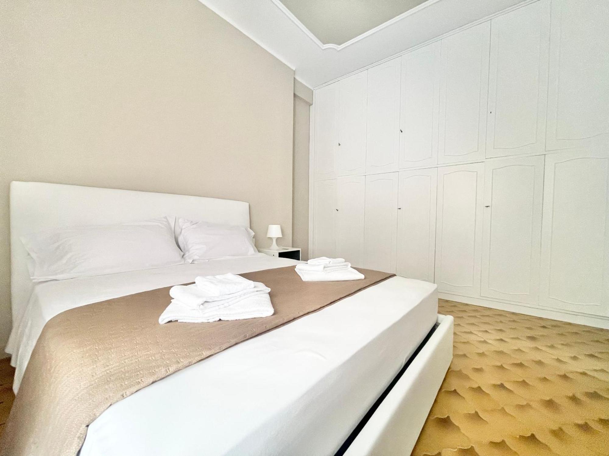 Regina Elena Apartments Pescara Eksteriør bilde